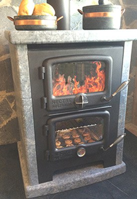 The Vermont Bun Baker 1200 Wood Cook-Stove